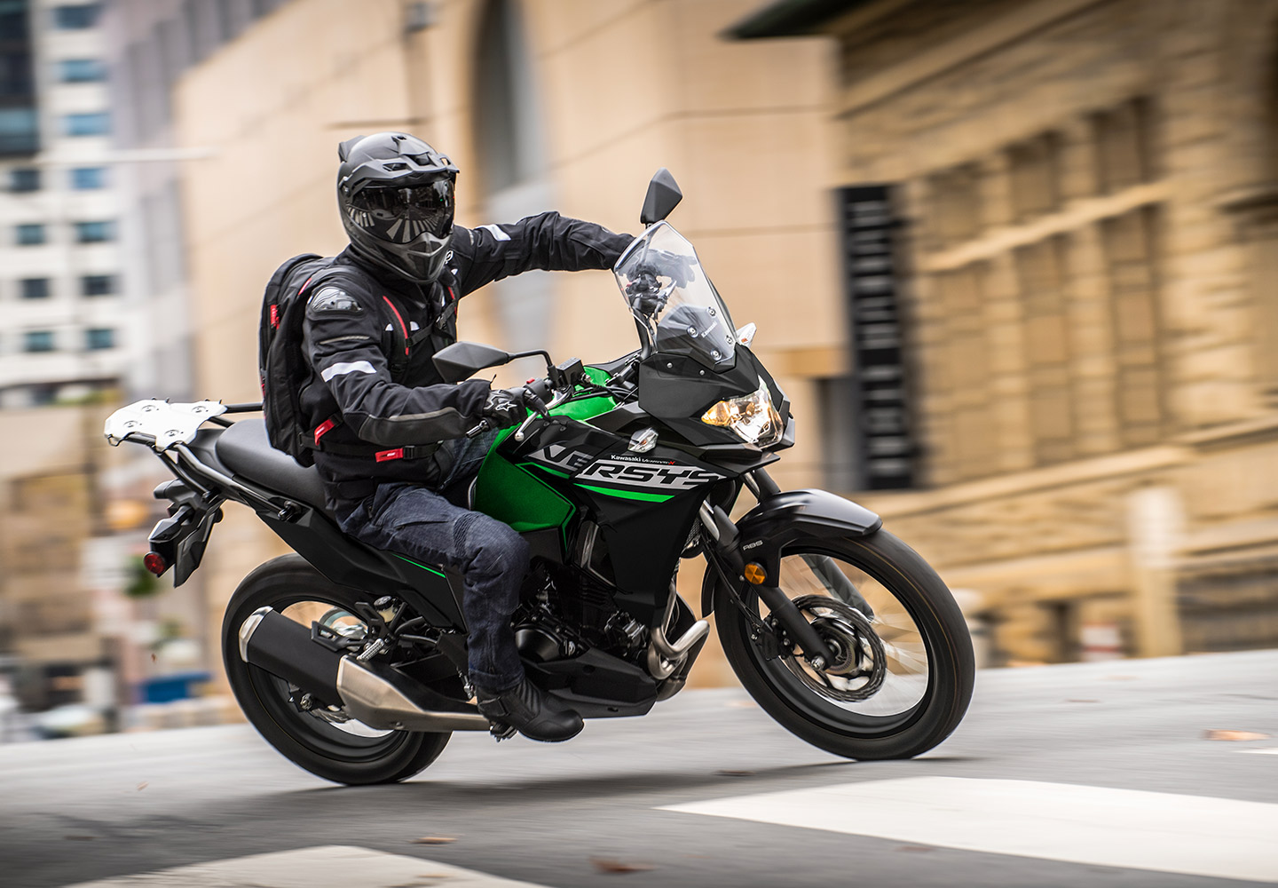 Kawasaki versys 300 adventure online