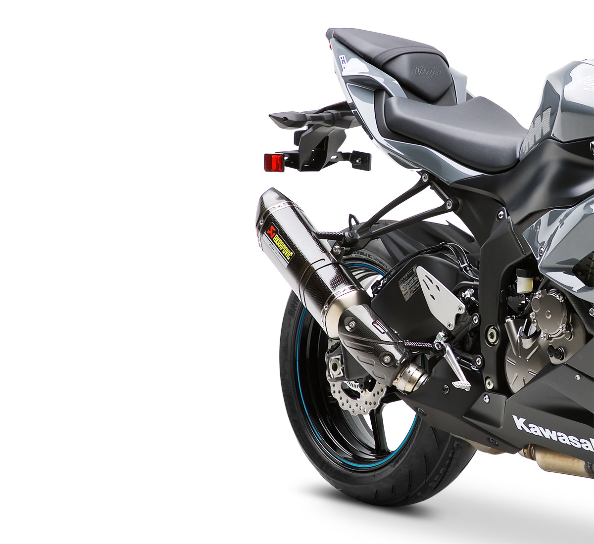 NINJA® ZX™-6R Ninja® ZX™-6R Akrapovic Slip-On Exhaust | Kawasaki